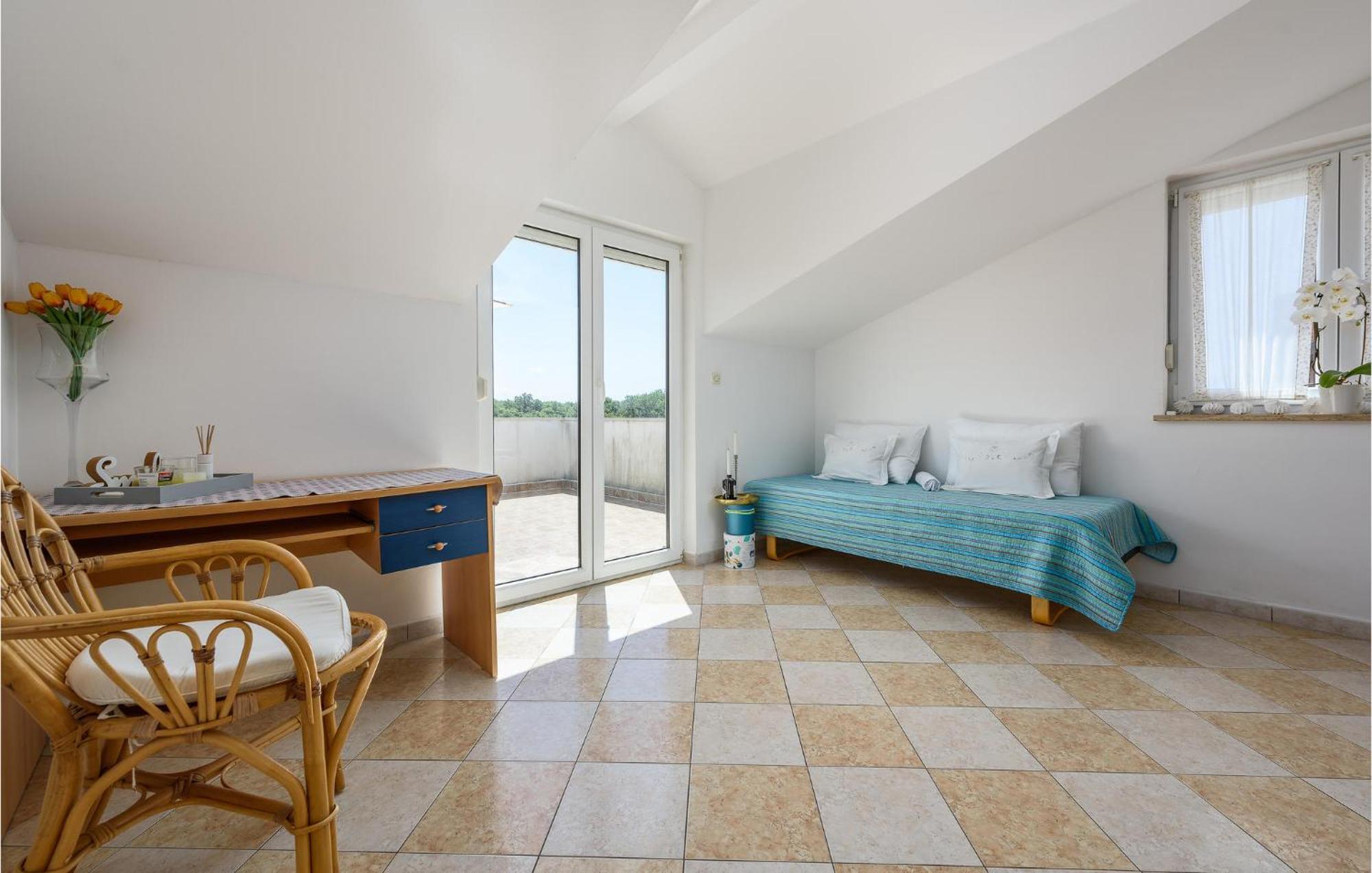 Beautiful Apartment In Porec With Kitchen Apartment