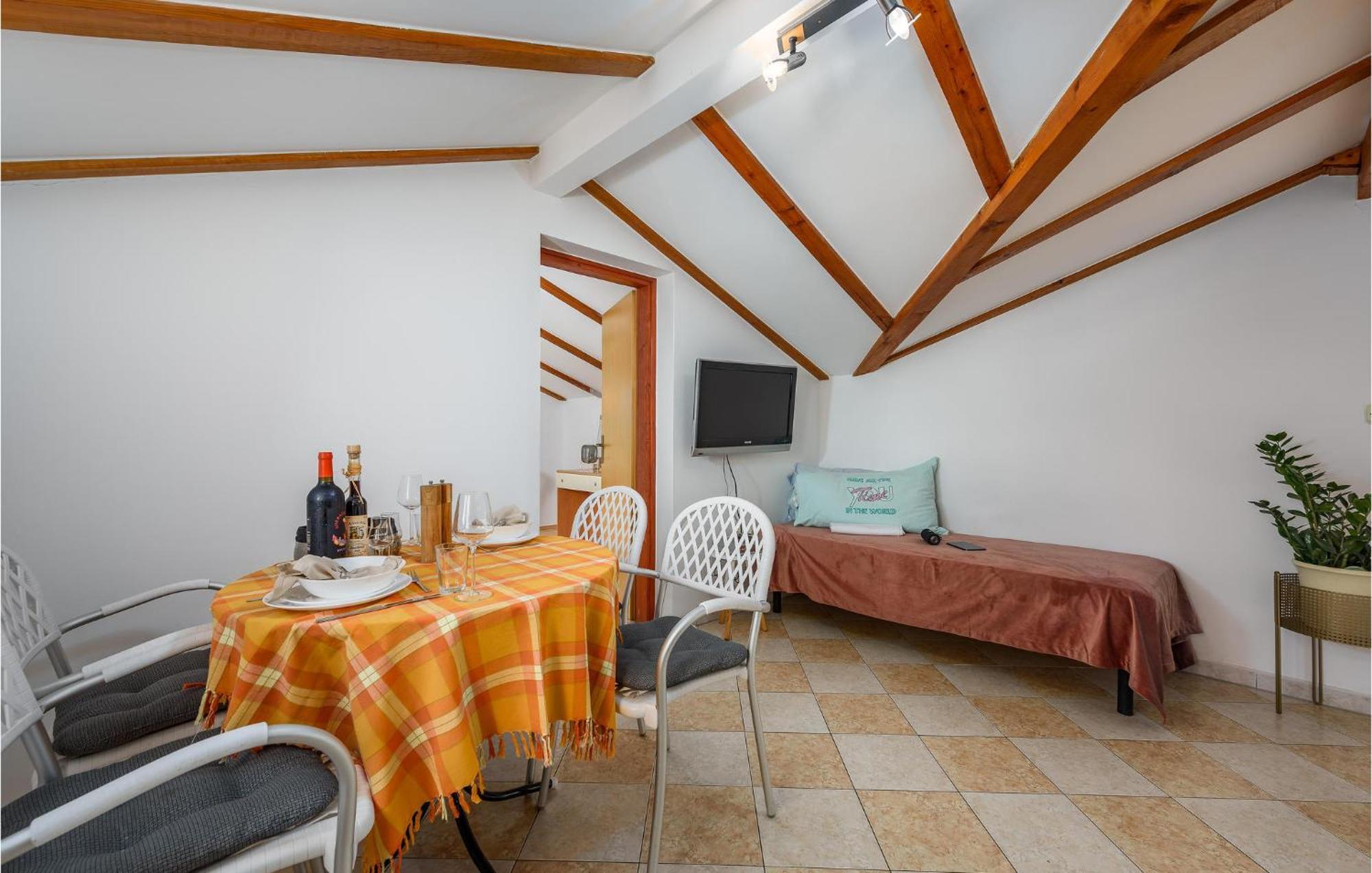 Beautiful Apartment In Porec With Kitchen Apartment Poreč