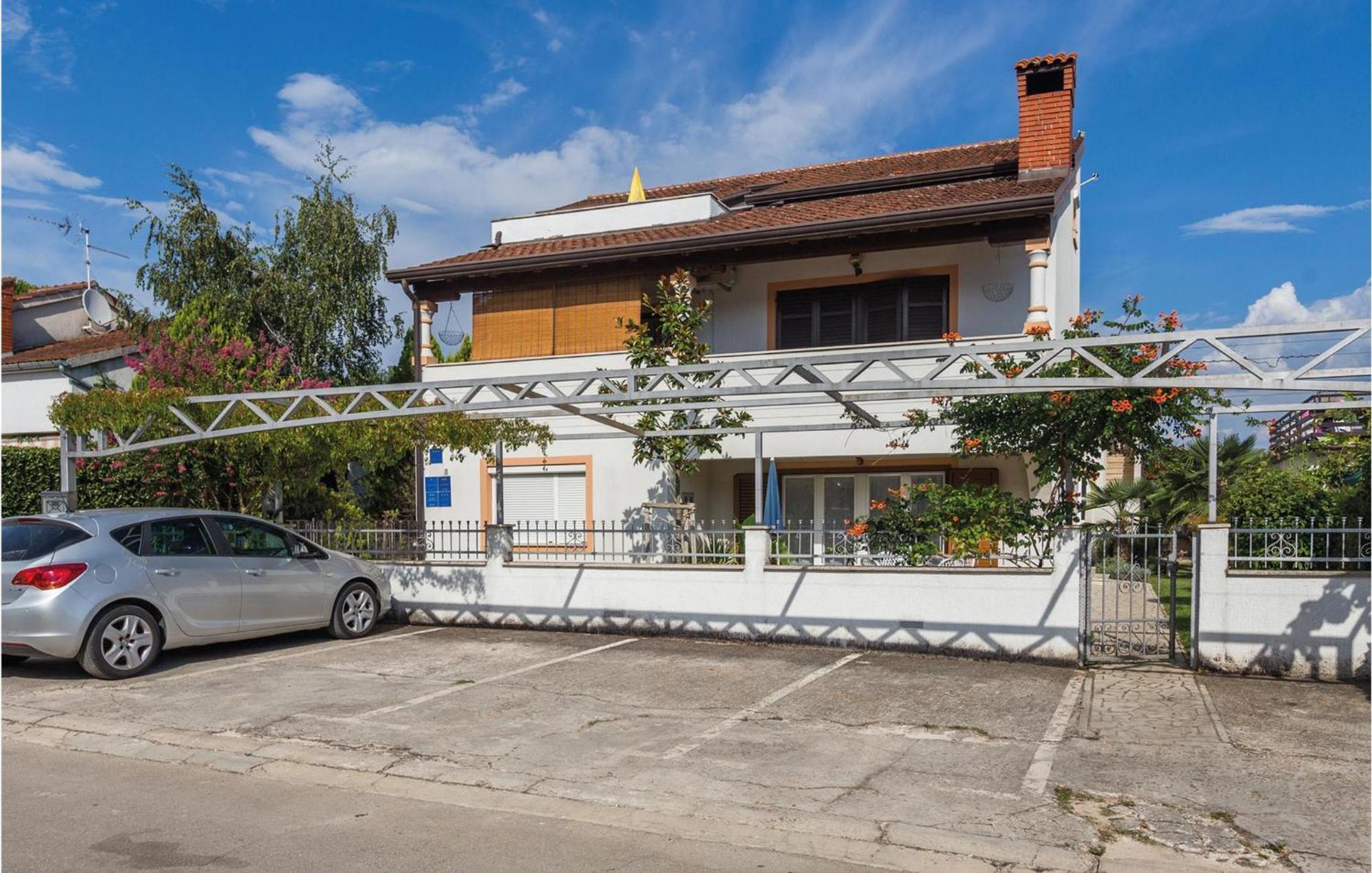 Beautiful Apartment In Porec With Kitchen Porec